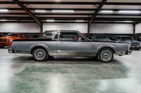 1983-Lincoln-Continental-Black-668677--38.jpg